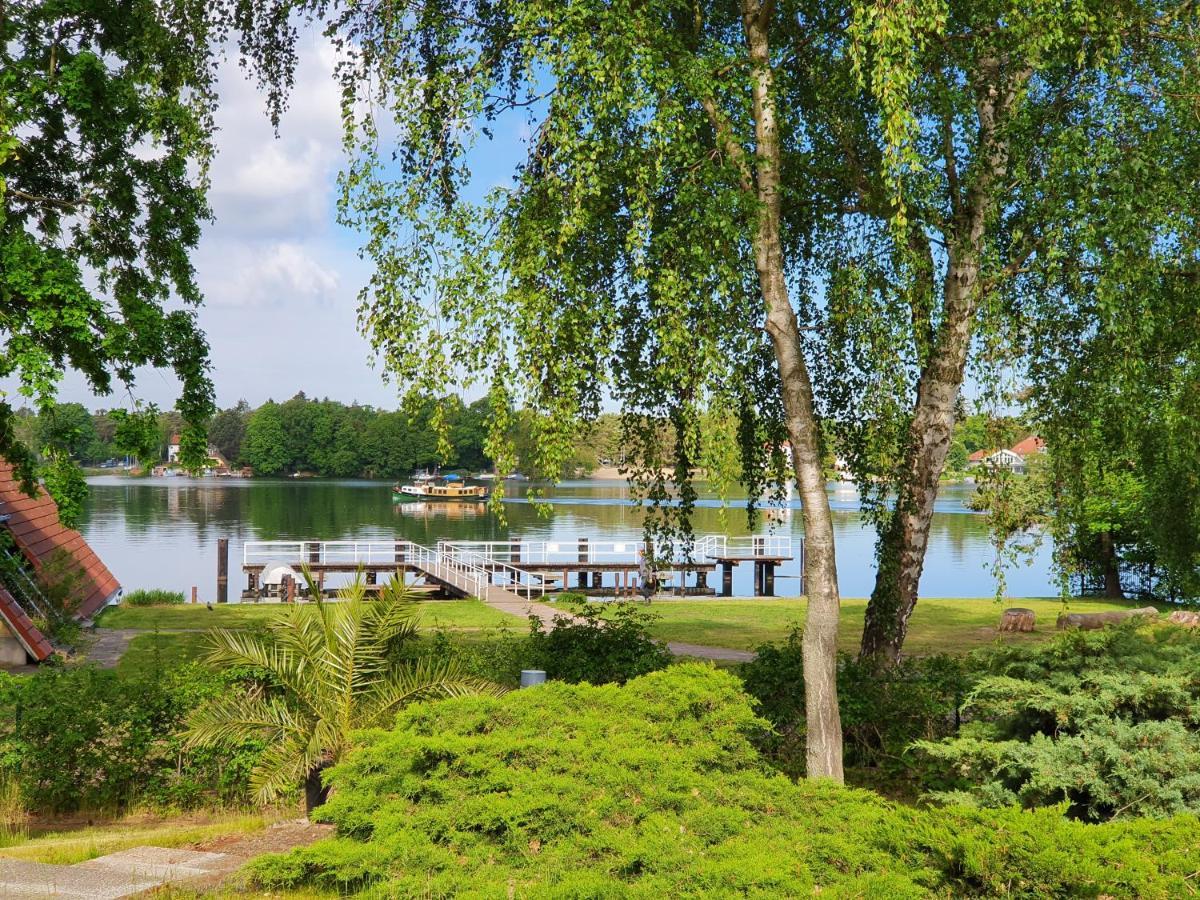 Waldhotel Am See Berlin-Schmoeckwitz Esterno foto